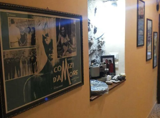 ゲストハウス Casa Cinema Paradiso チェファル